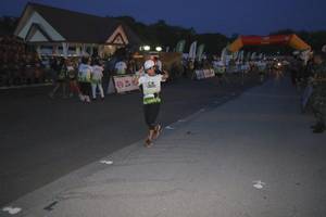 BIB: 
                            <button type="button" onclick="openModal(3530578)" class="btn btn-primary btn-sm float-right btn-popup" data-toggle="modal" data-target=".modal-high-quality">
                        <i class="fas fa-shopping-cart"></i> Add to Cart
                    </button>
                                            <button type="button" onclick="isThisMe(3530578, true)" class="btn btn-success btn-sm float-right btn-popup btn-isme hidden" data-toggle="tooltip" data-placement="bottom" title="นี่คือรูปของคุณใช่ไหม คลิกที่นี่เพื่อเอาเข้าอัลบั้ม">
                        <i class="fas fa-plus"></i> Add to album
                    </button>
                    <button type="button" onclick="isThisMe(3530578, false)" class="btn btn-warning btn-sm float-right btn-popup btn-isnotme hidden">
                        <i class="fas fa-ban"></i> Remove from album
                    </button>